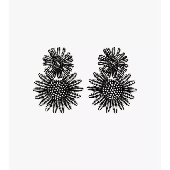 Zara Jewelry - Sunflower earrings #1545